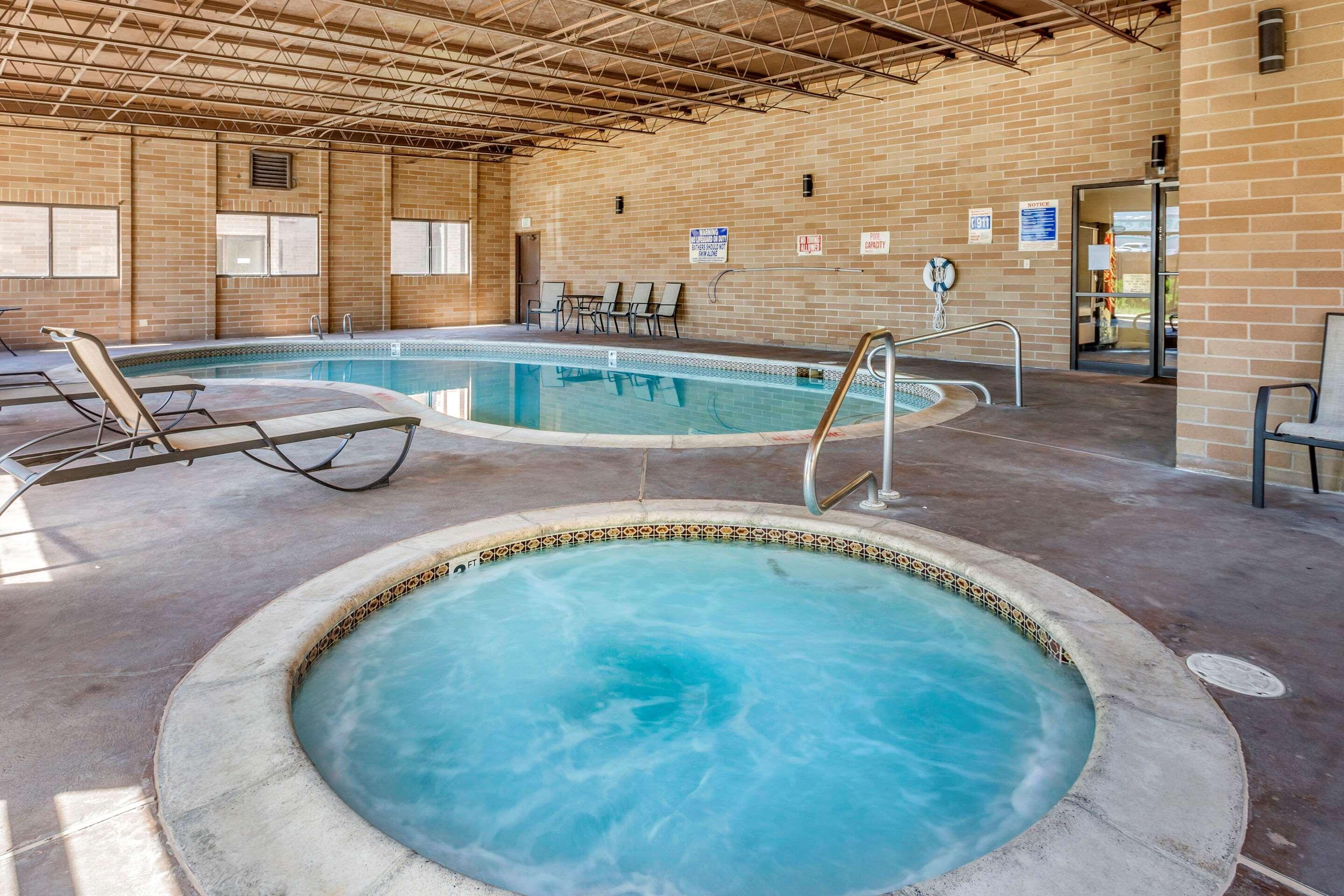 Econo Lodge Inn & Suites Sandy Exteriér fotografie