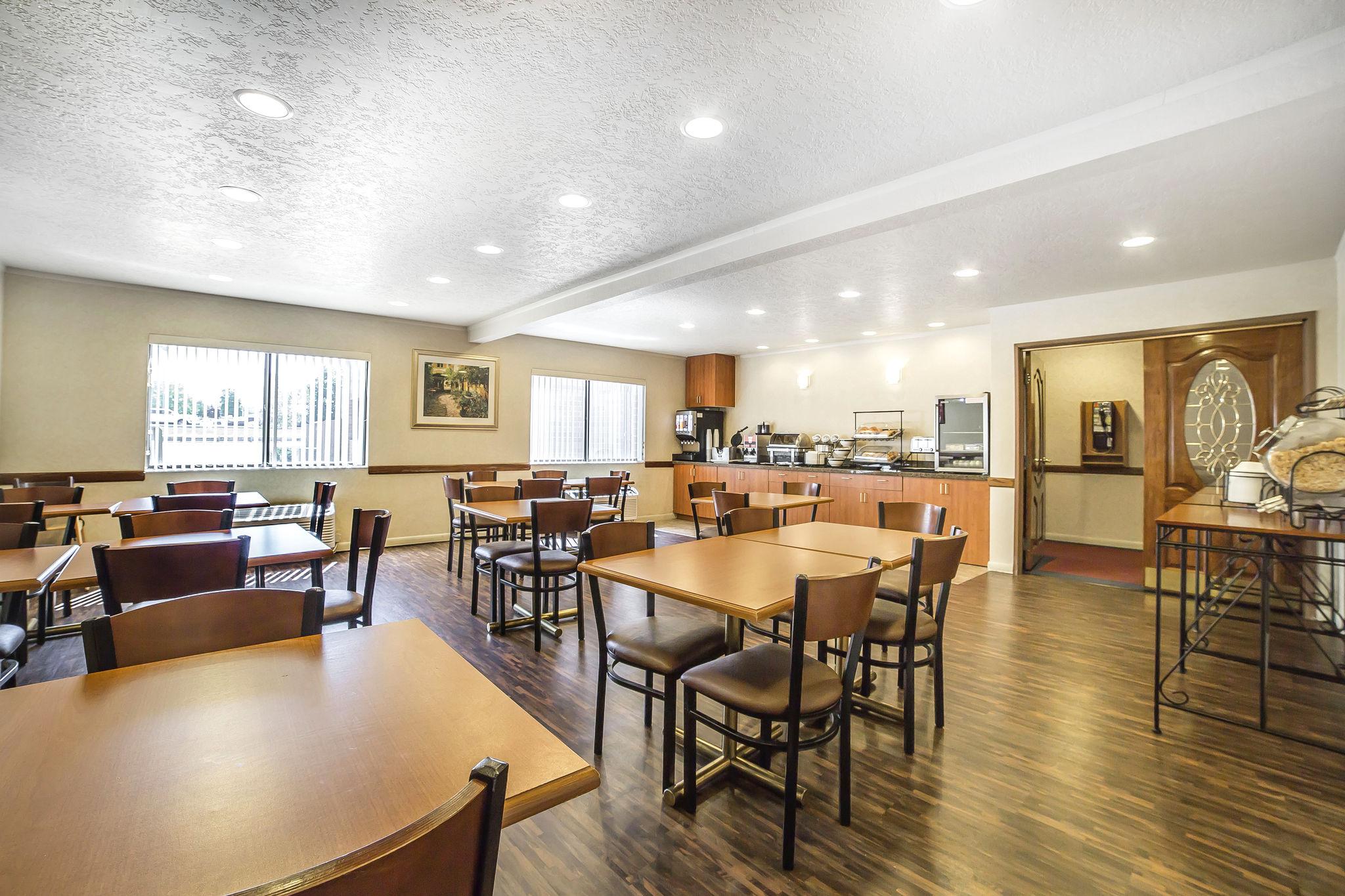 Econo Lodge Inn & Suites Sandy Exteriér fotografie